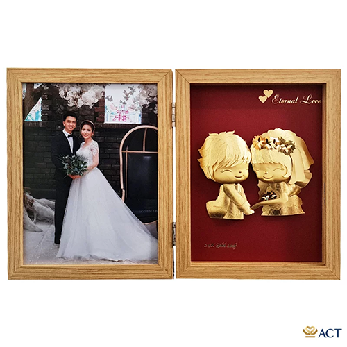 Khung ảnh cô dâu chú rể dát vàng 24K - Quà Tặng Dát Vàng 24K - Công Ty TNHH V&T GOLD Việt Nam